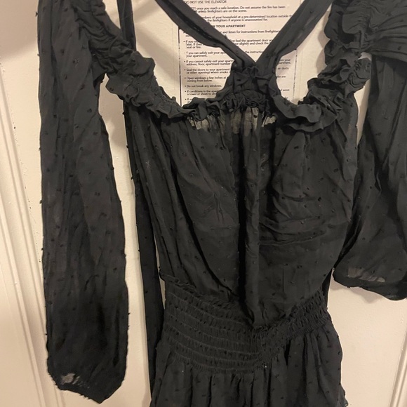 Black Swiss dot romper NWT from Mixology - Picture 2 of 3